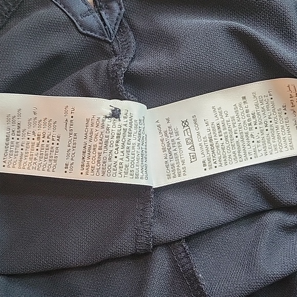 Amazon Essentials Men's Polo - Picture 6 of 6